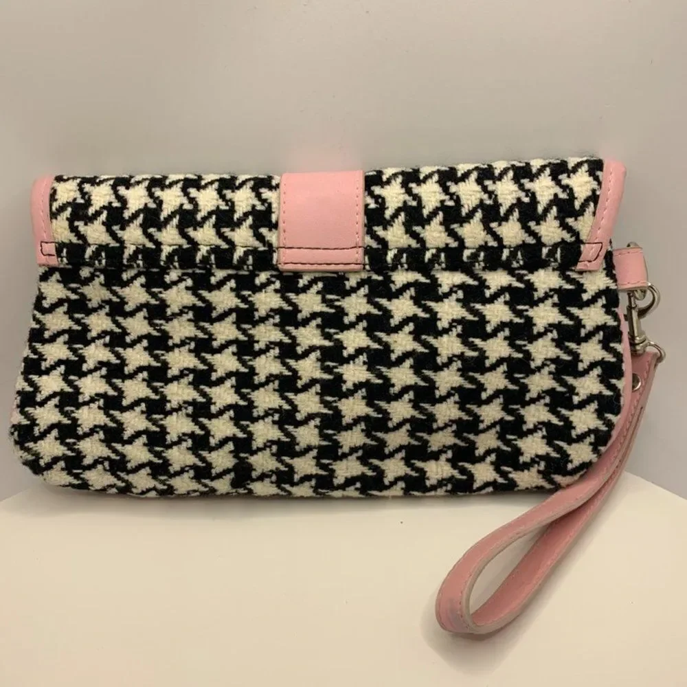 Sondra Roberts details good preloved